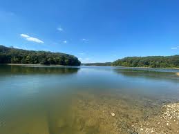 Bee Spring Lodge-Campground