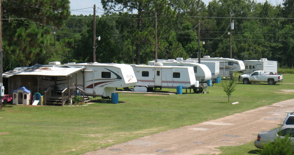 Pine Grove Estates and RV Park