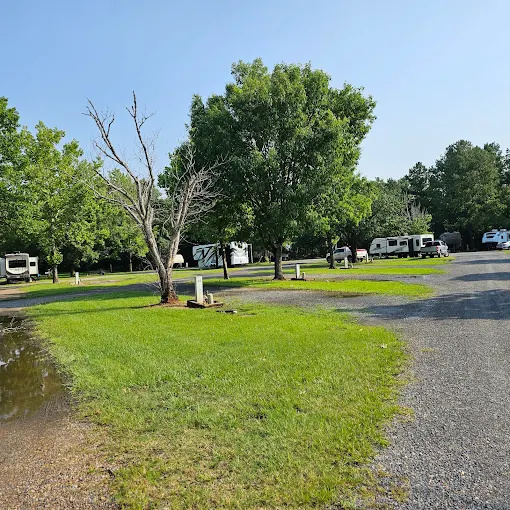 Nakatosh Campground