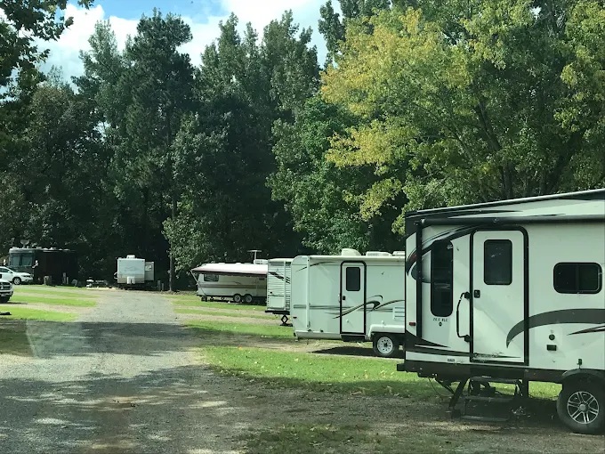 Nakatosh Campground