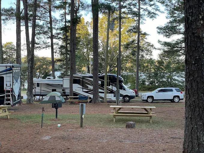 Whites Creek Lake County Campground