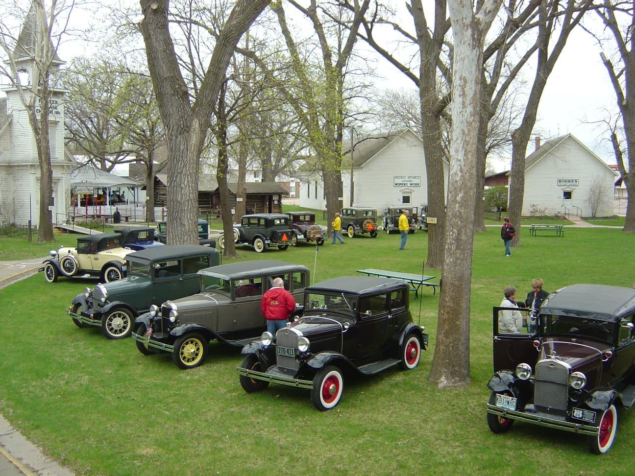 Pioneer Village Motel and Campground