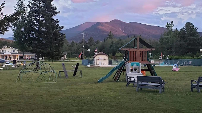 Twin Mountain Motor Court and RV Park