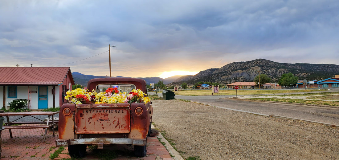 Cimarron Inn and RV Park
