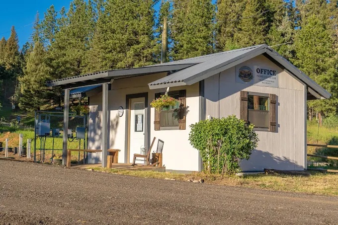 Taos Canyon Stop RV Park