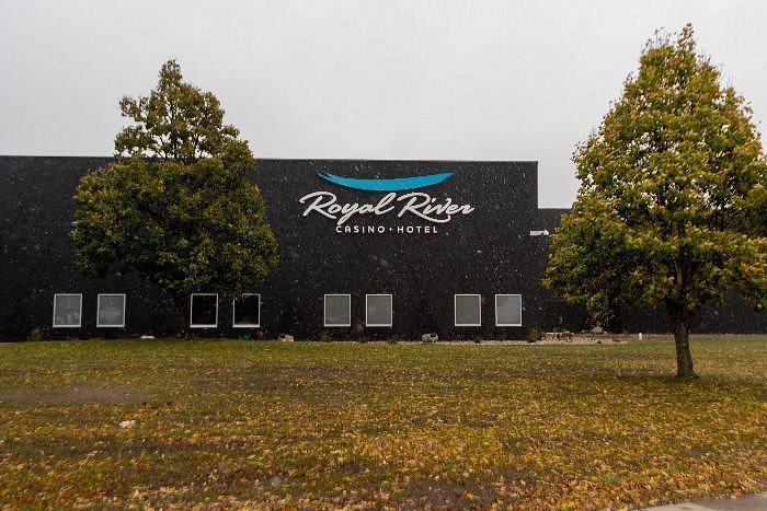 Royal River Casino and Hotel