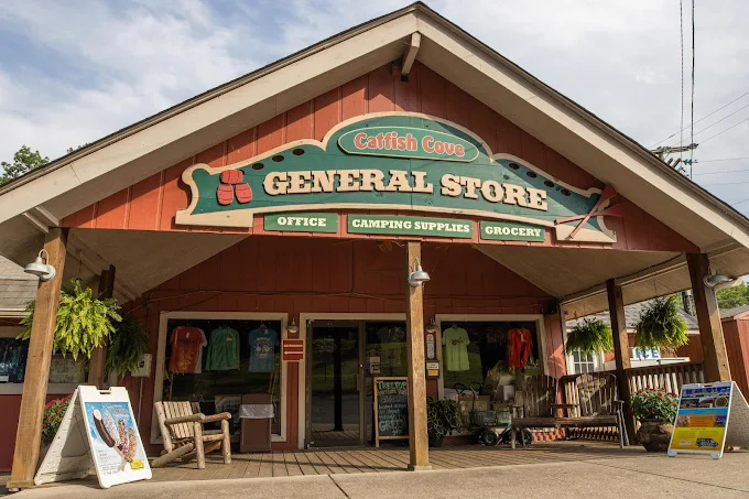 Nashville Shores Lakeside Resort