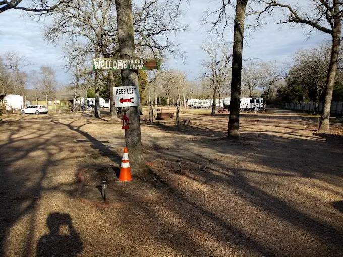 Texas Log Cabin RV Park