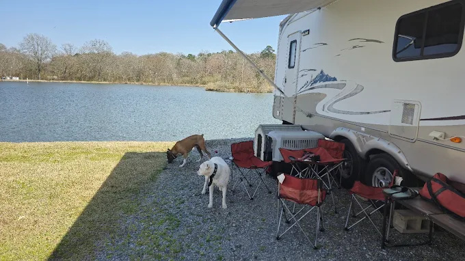 Gator Den RV Park