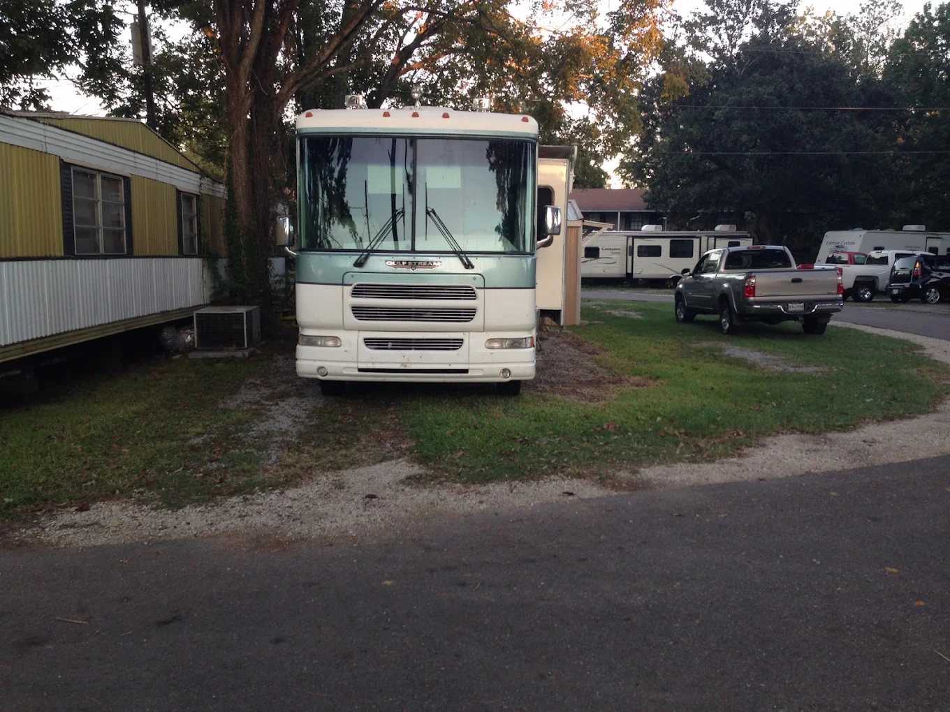 Courtneys RV Park