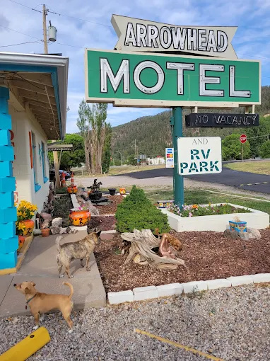 Arrowhead Motel and RV Park