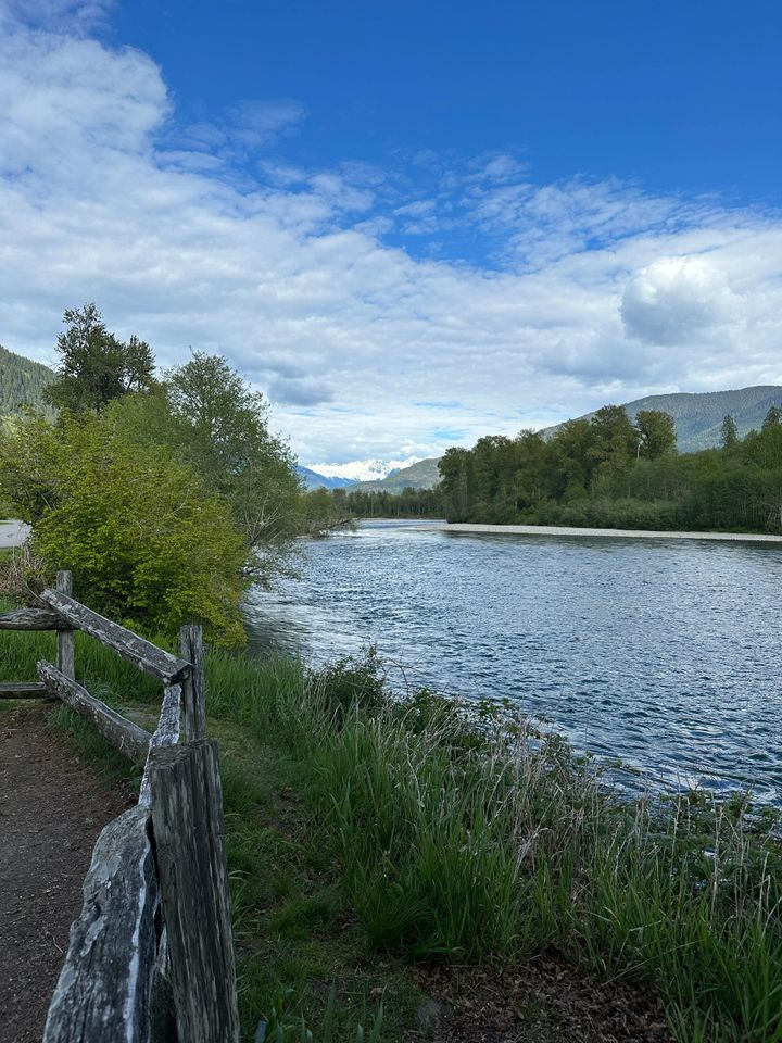 Glacier Peak Resort, Rv Park & Winery!