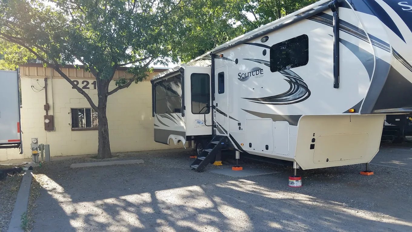 Sundowner Mobile and RV Park