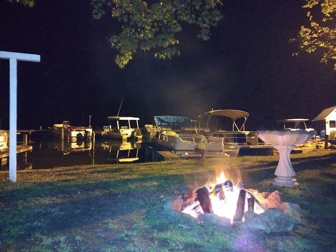 Lake Marion Resort & Marina