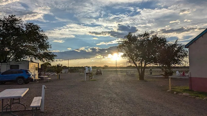 Blaze-In-Saddle RV Park