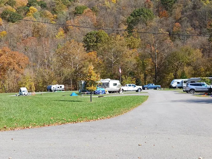 Lone Pine - Doddridge County Park
