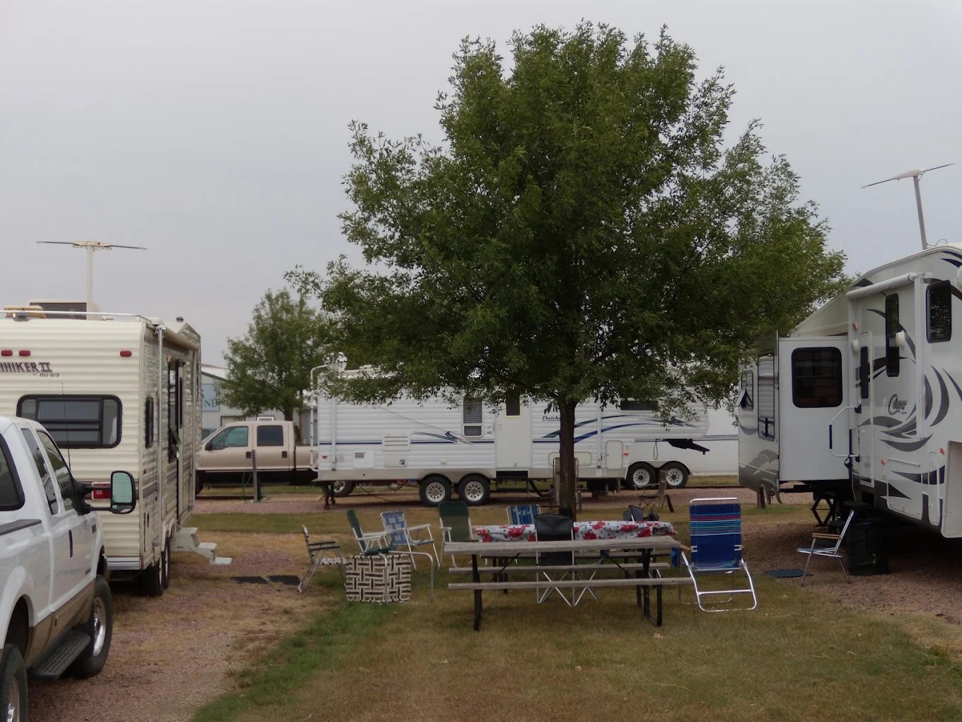 D & S Campground & Lodge