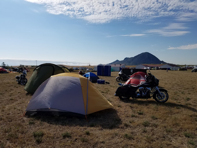 Drag Pipe Saloon and Campground