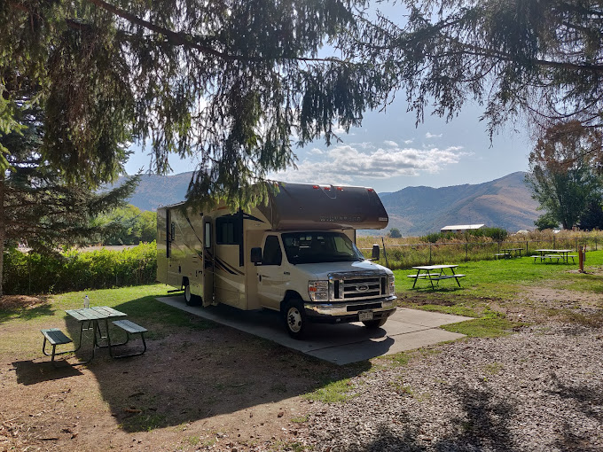 Mantua Waterfront RV Resort