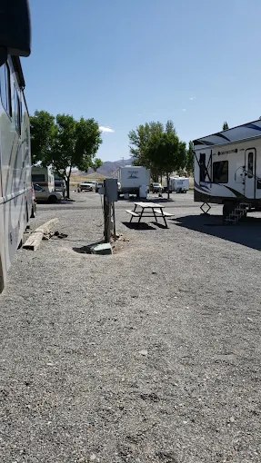 Star Point Trading Post & RV Park