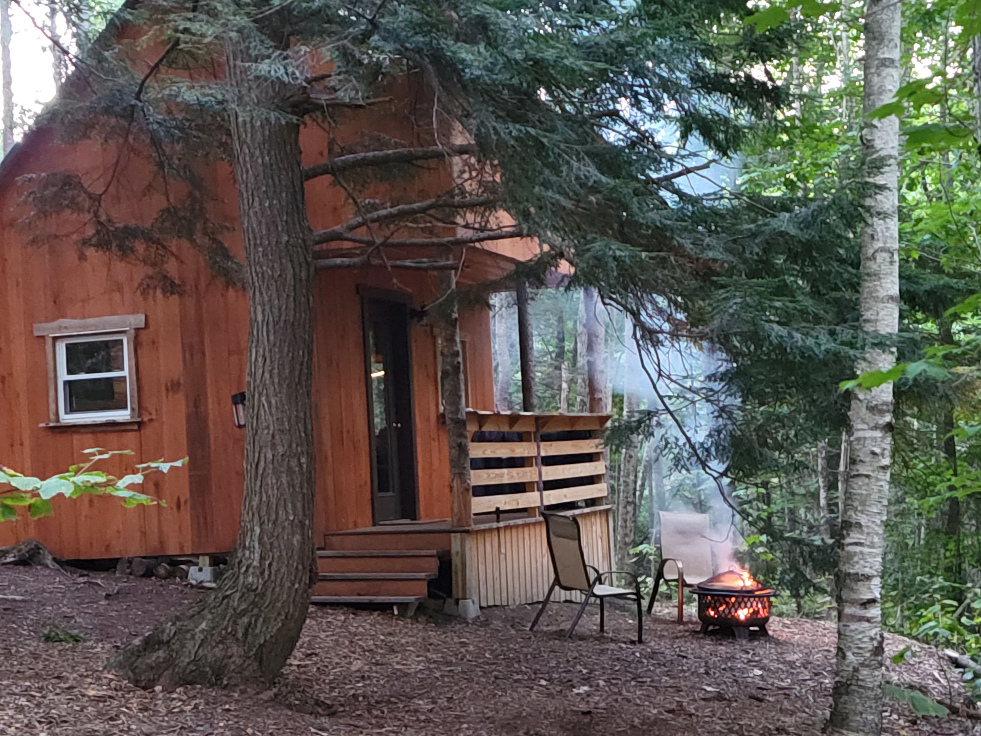 Vana Kuti-cabin in the woods