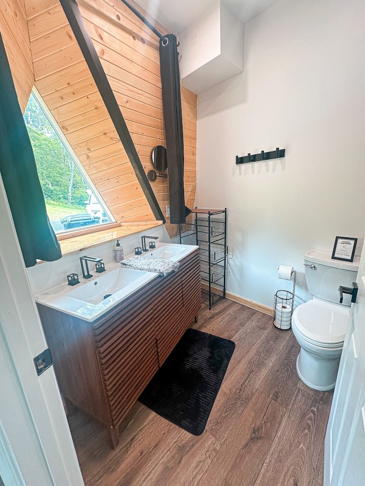 Geodesic Dome~8 acres~Mountain View