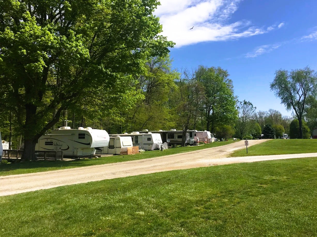 Charlarose Lake & Campground