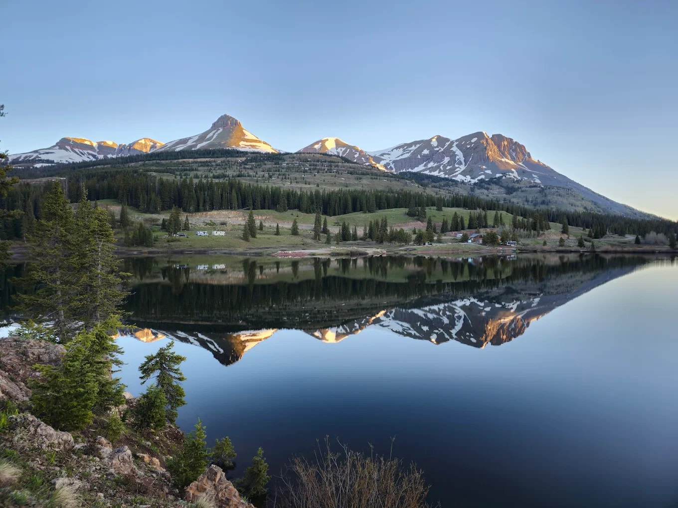 Molas Lake Park and Campground