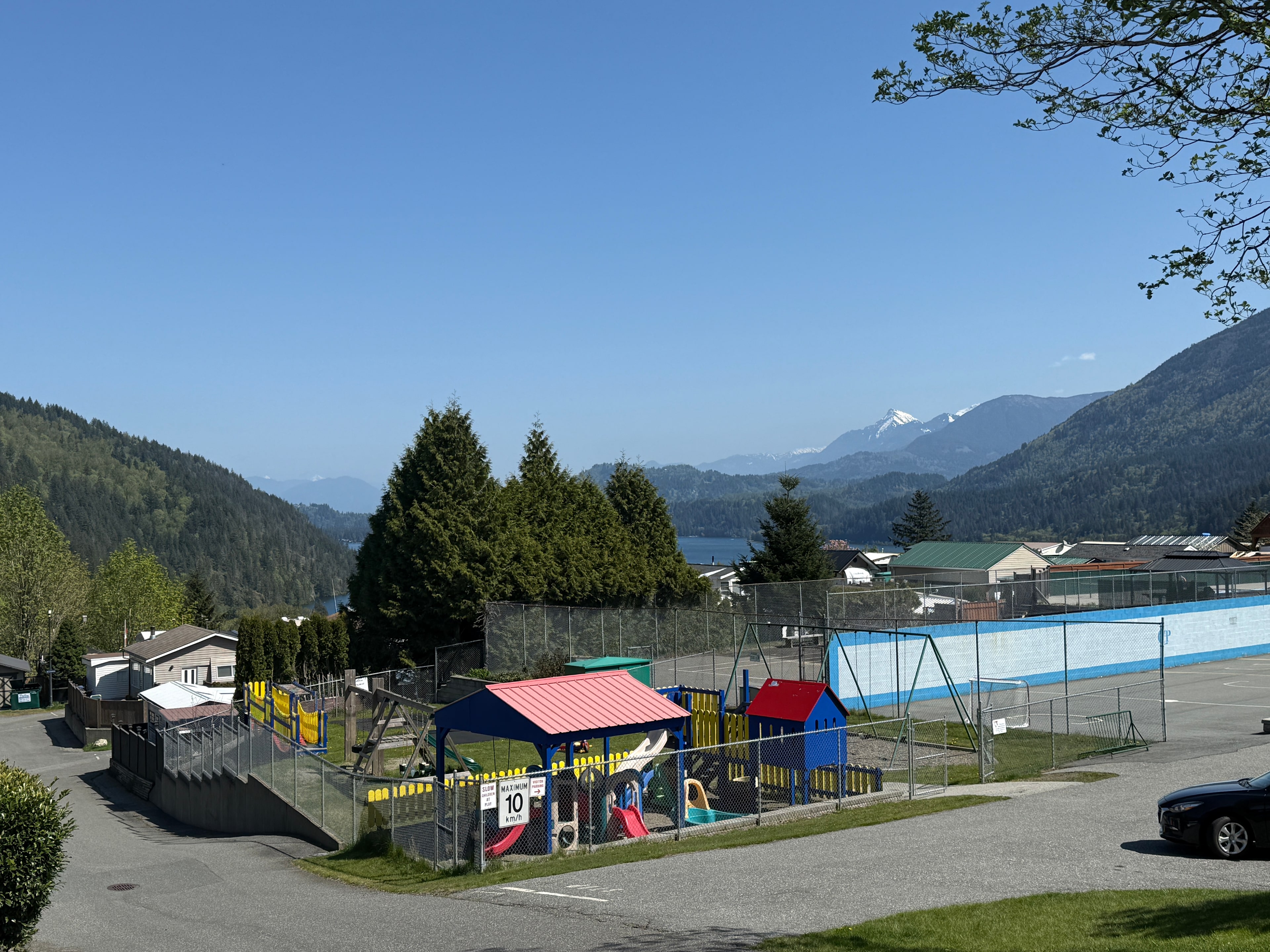 Cozy RV Hideaway Near Cultus Lake