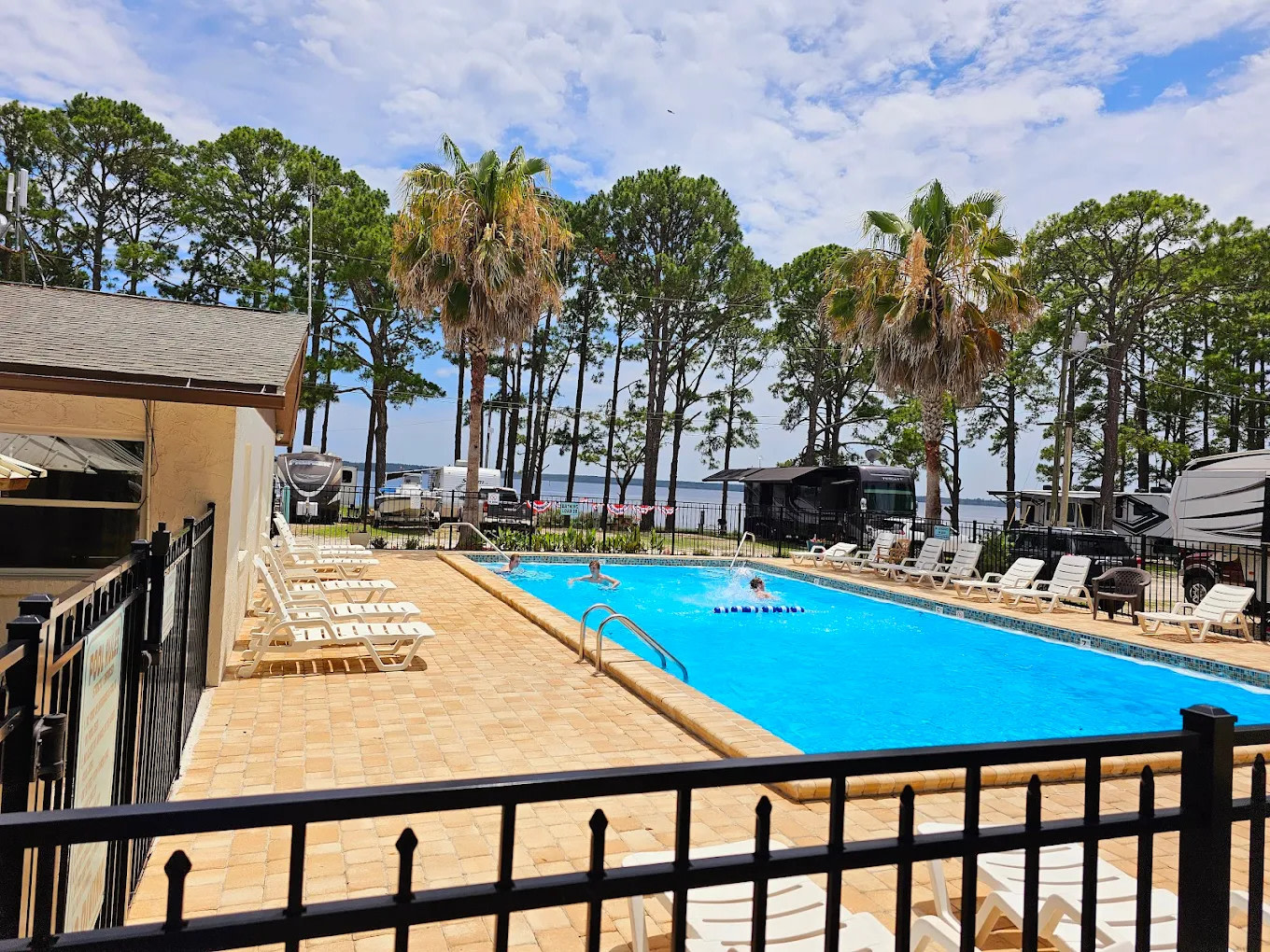 Holiday Campground on Ochlockonee Bay