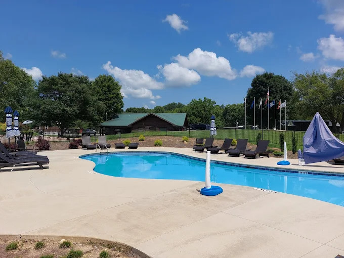 Crossing Creeks RV Resort