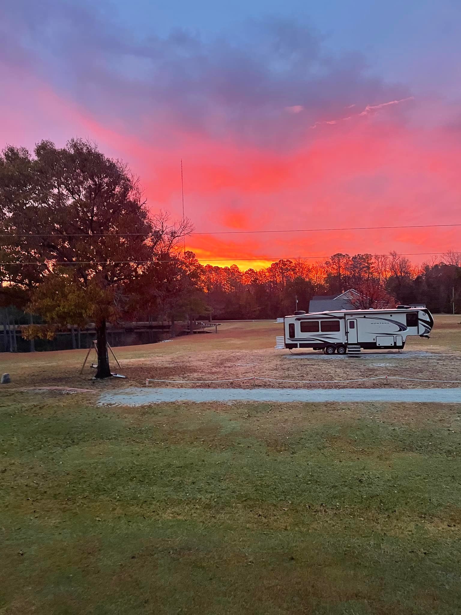 Cedar Creek Resort MHP & RV Sites