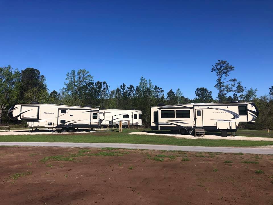 Cedar Creek Resort MHP & RV Sites
