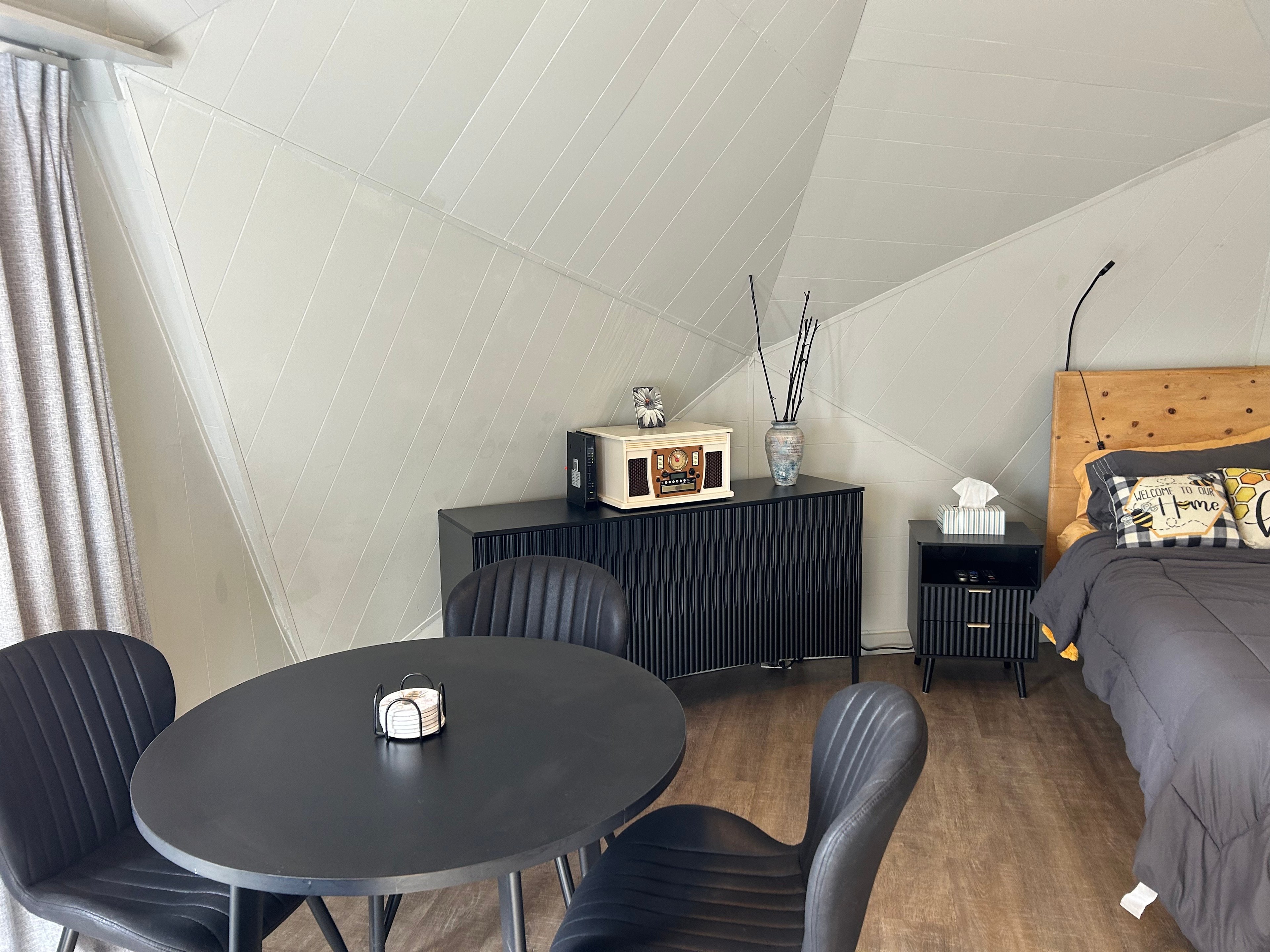 Honeydome Hideaway