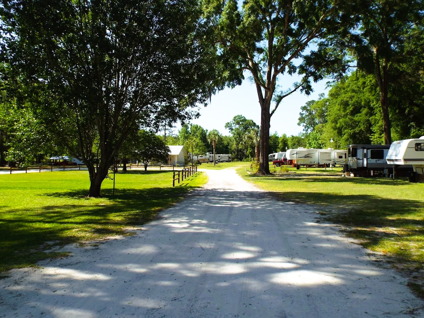 Futter’s 4 Oaks RV Park