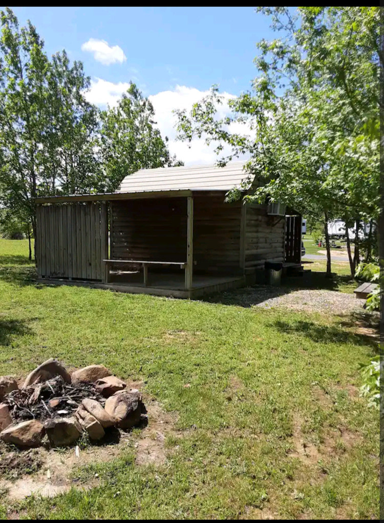 Cossatot River RV Park-Cabins