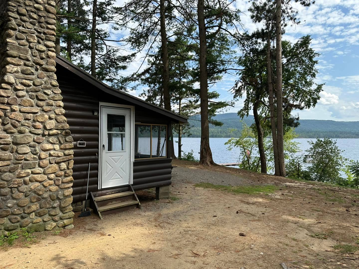 Ponderosa Pines Campgrounds and Bar