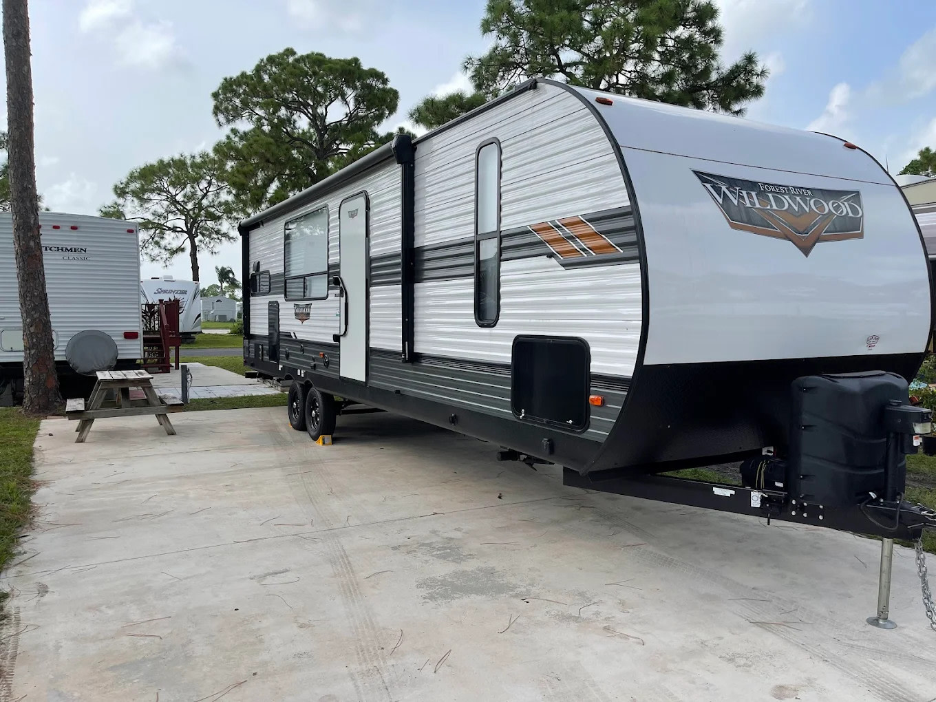 Bonita Lake RV Resort