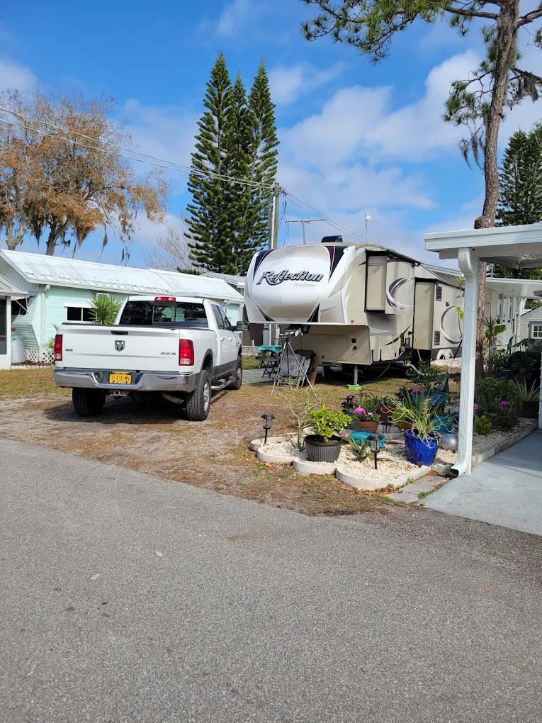 River Vista RV Village