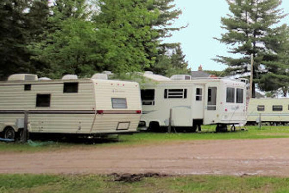 Lakeview Cabins & Campground