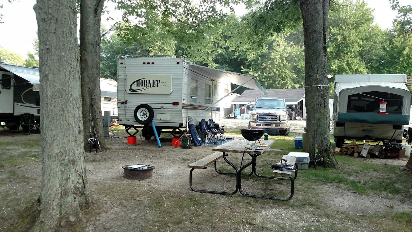 Henry's Landing Campground and Canoe Rental