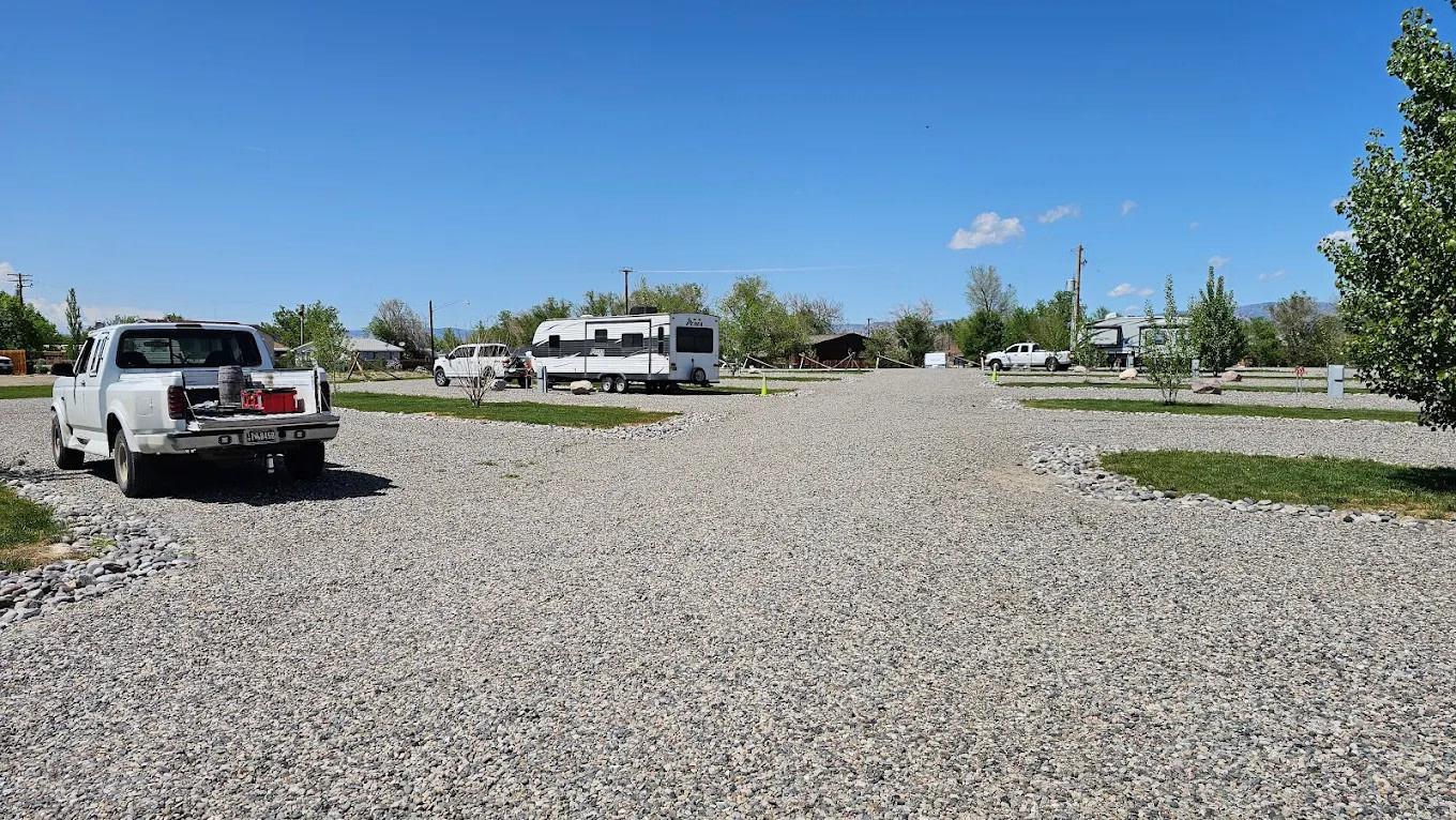 Cross Roads RV Park
