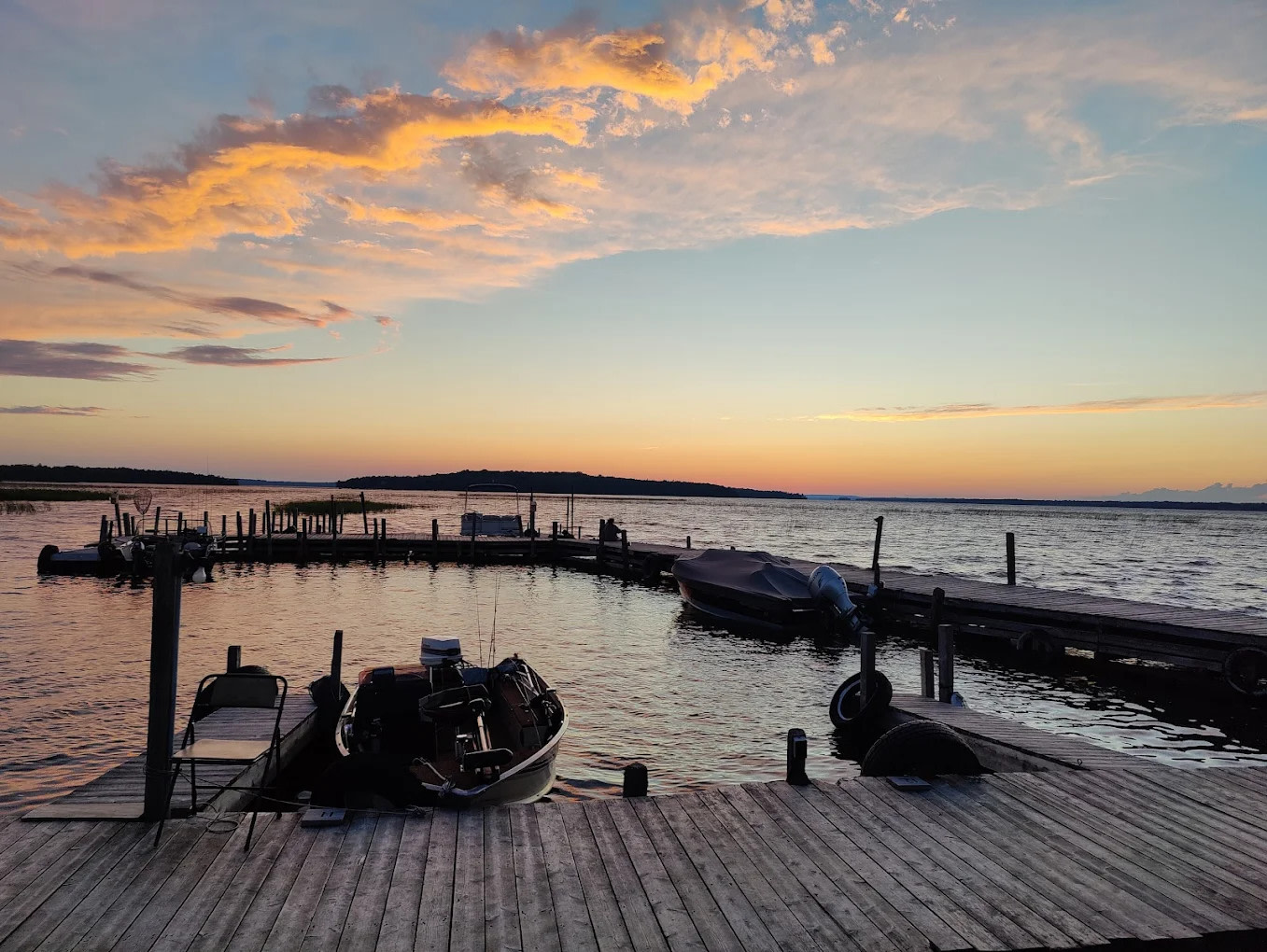 Papins Log Cabin Resort and RV Park