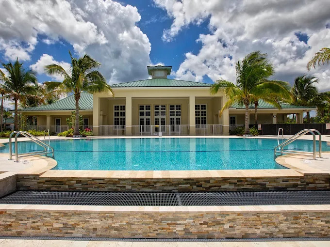 Palm Beach Motorcoach Resort