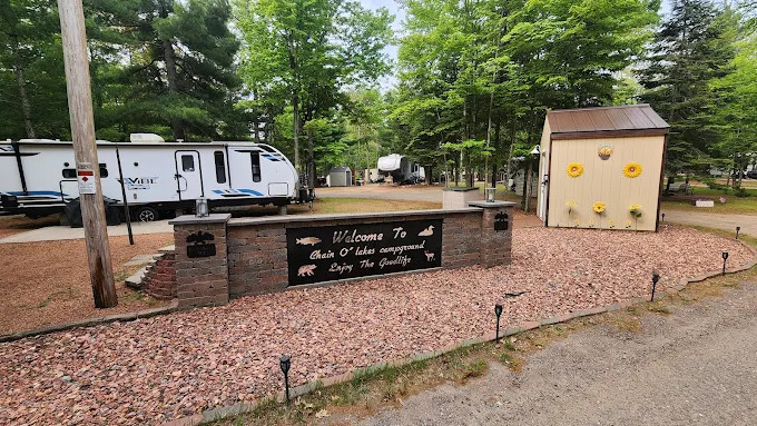 Chain O Lakes Campground Resort