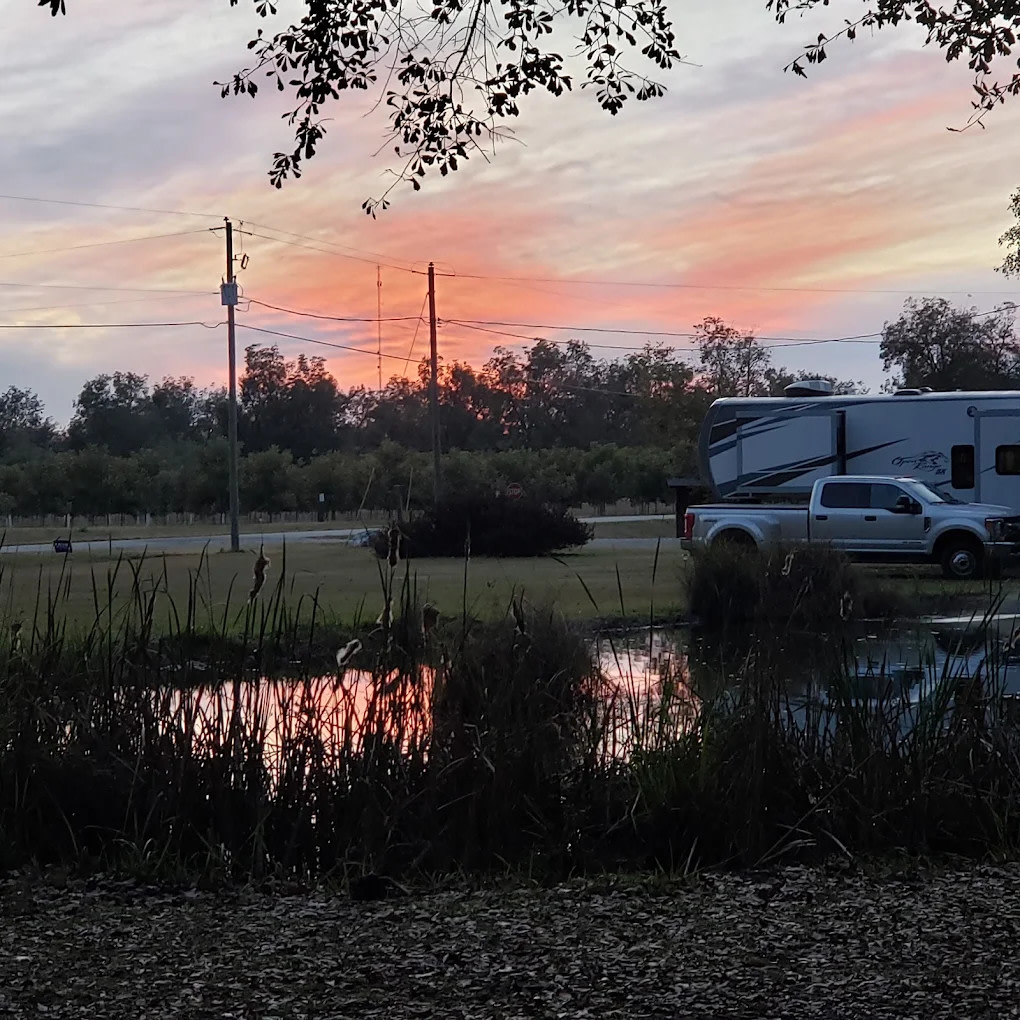 CreekSide RV Park & Campground