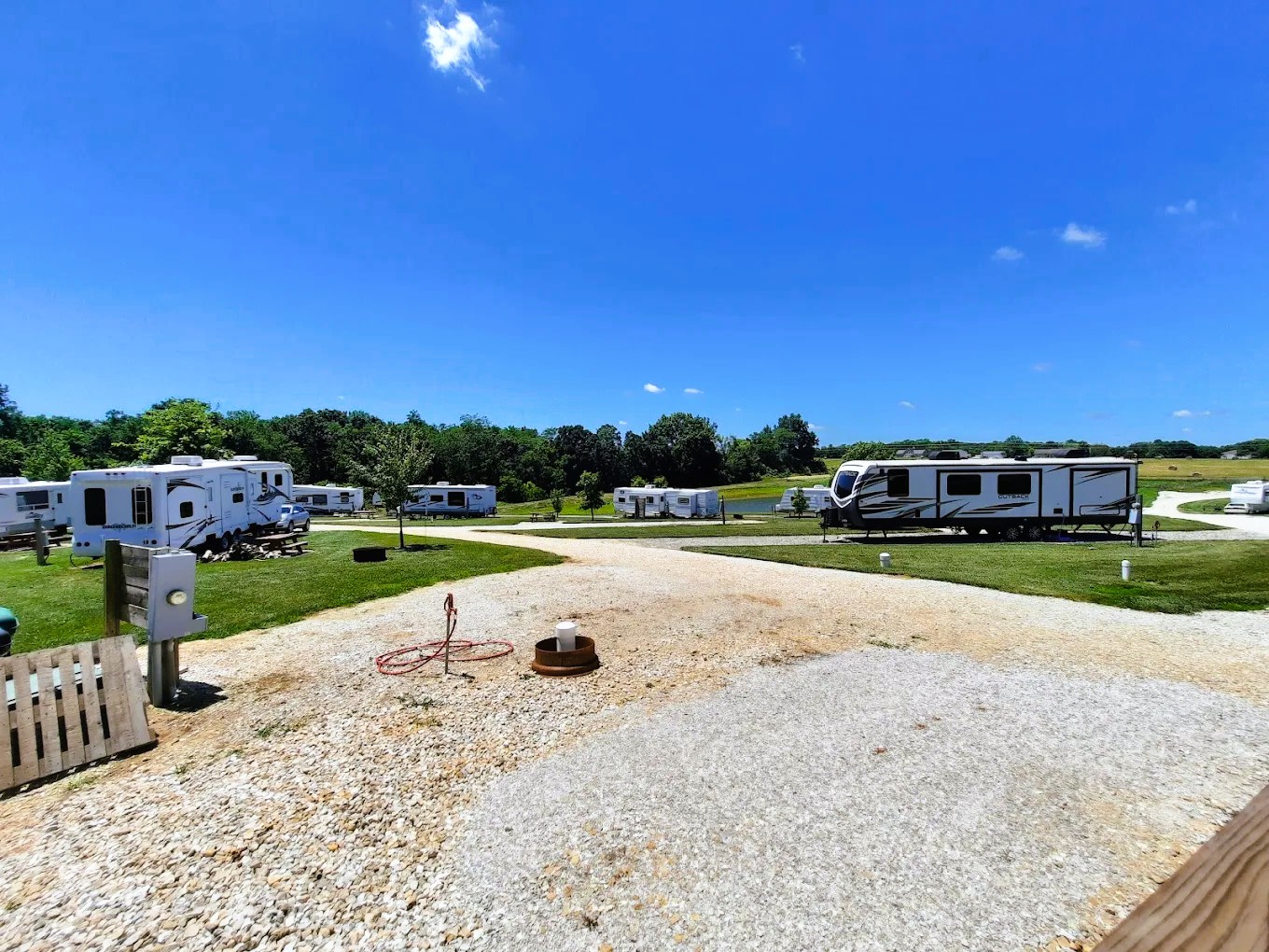 Lazy Dayz Campground