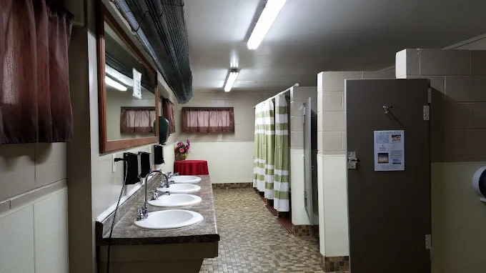 Cross Creek Camping Resort