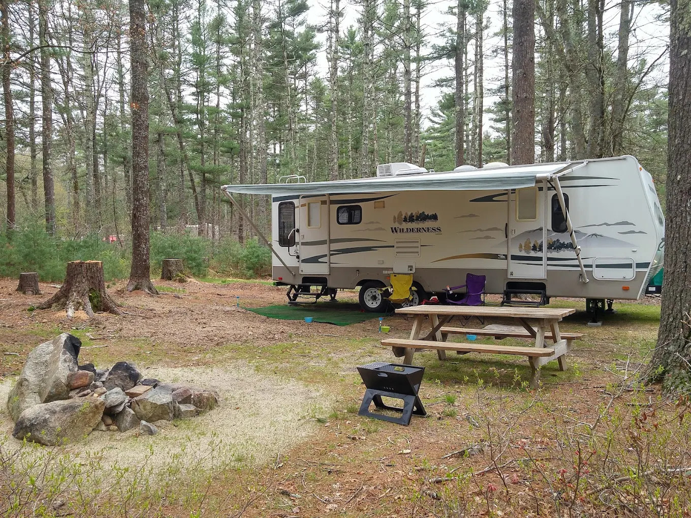 Pinewood Lodge Campground
