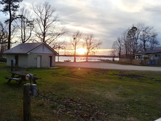 Elliott's Landing and Campground